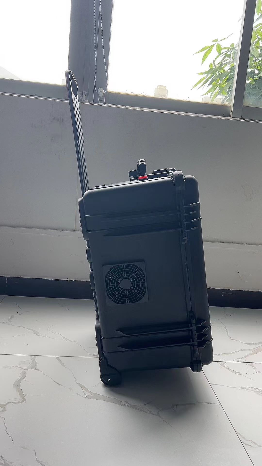 北仑手拉箱型移动通信干扰器